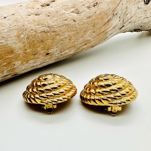 Vintage CINER Coiled Rope Earrings - Picture 8 of 16